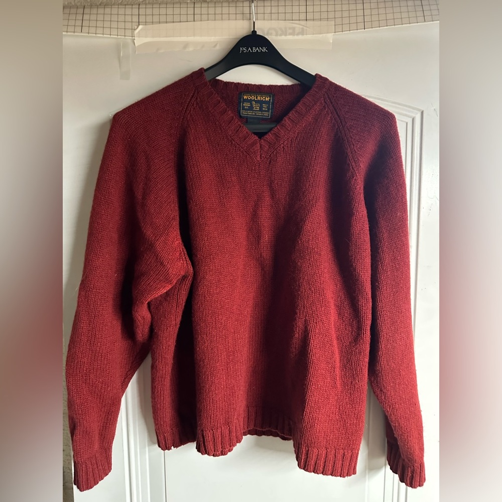 Genuine red Woolwich vintage sweater size XXL from storage needs dry cleaned.